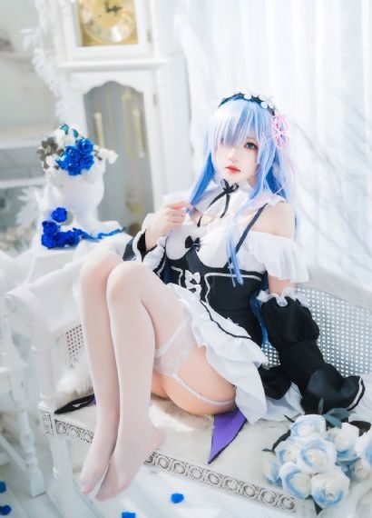 快穿之浪妇系统h