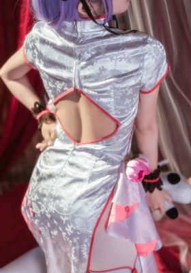 年轻的嫂子在线